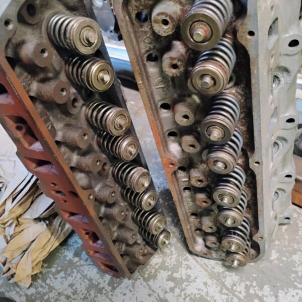 302 heads, 1989, been milled, valve job, new seals, stock springs, used