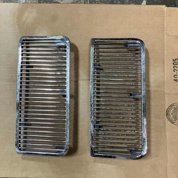 Hood inserts, set of 2, 1968-69 Chevelle/El Camino, classic, used