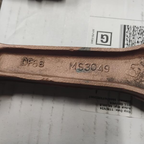 440 Connecting rods, no spun bearings, DF68 MS3049, complete set out of a motor, used
