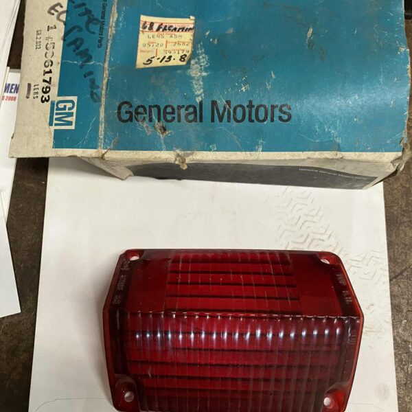 Tail light lens, #5961733, 1968-69 El Camino, Genuine GM part, classic, new, old stock, RH