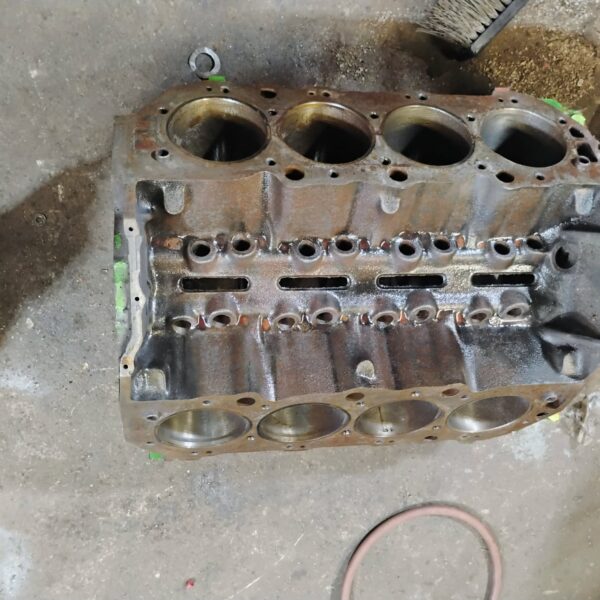 Block, 402 Chevy, 1972 Standard bore, 4.120, #3899290, good condition, used
