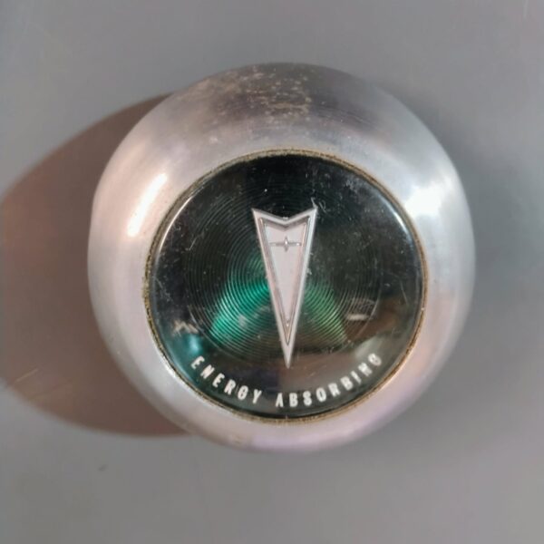 1967-68 Pontiac horn button, fits Tempest/LeMans/GTO, energy absorbing, excellent condition, used