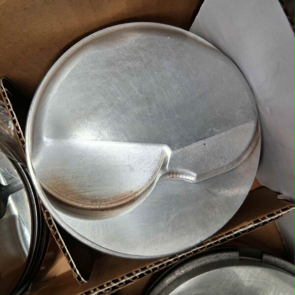 Pistons, BBC aftermarket, 1.5 compression distance, 496 and up, used