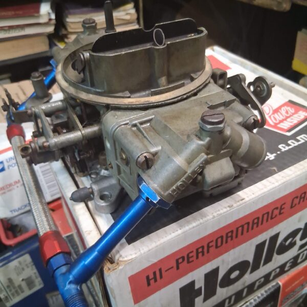 Carburetor, Holley 4780, 800cfm, double pumper, with line and choke, used not tested